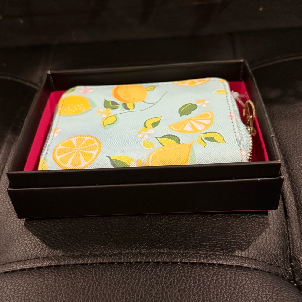 Trina Turk Lemon Print Tote bag and wallet- Blue and Yellow - Picture 5 of 16